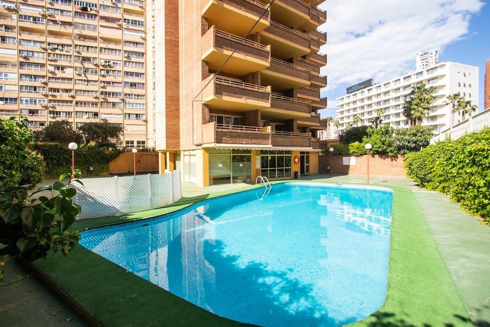 Trebol One Apartments By Mc Benidorm Exterior photo